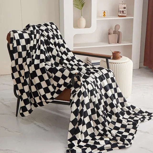 Karierte Decke – Weiches Plaid mit Karomuster für Sofa und Bett