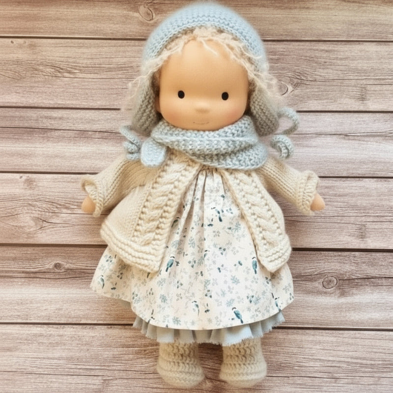 Elora Handgemachte Waldorf-Puppe – Natürliche Baumwoll-Kuschelpuppe für kreatives Spiel