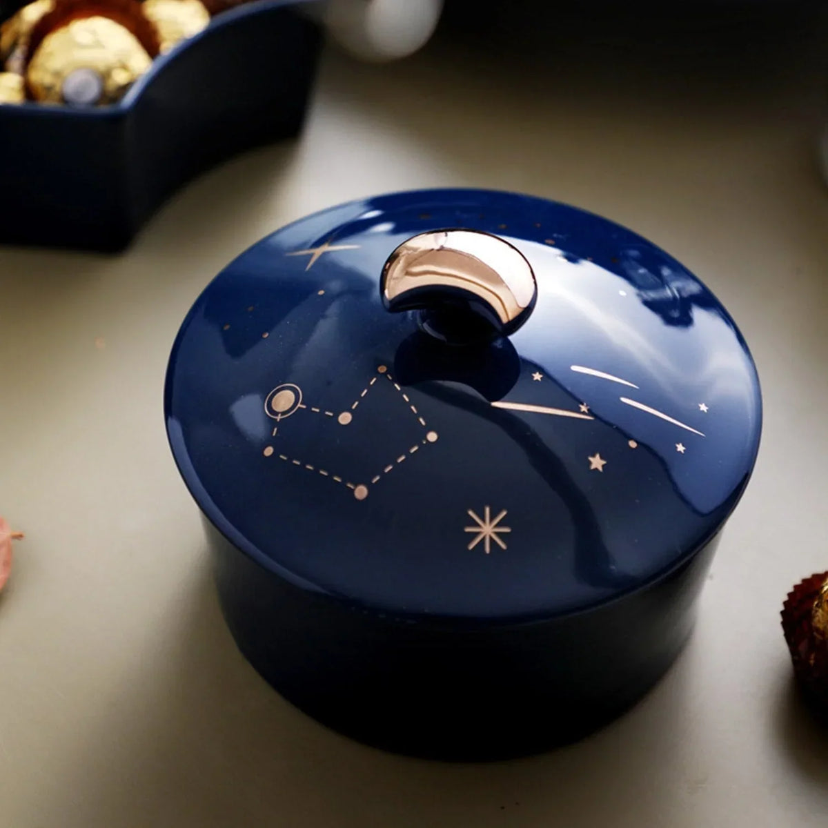 Rotierendes Keramisches Snackbord mit 5 Fächern – Sternenhimmel Design für Häppchen und Snacks