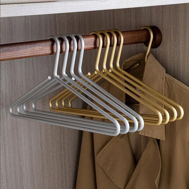 Luxe Anzug-Matte Kleiderbügelset 4 plus 1