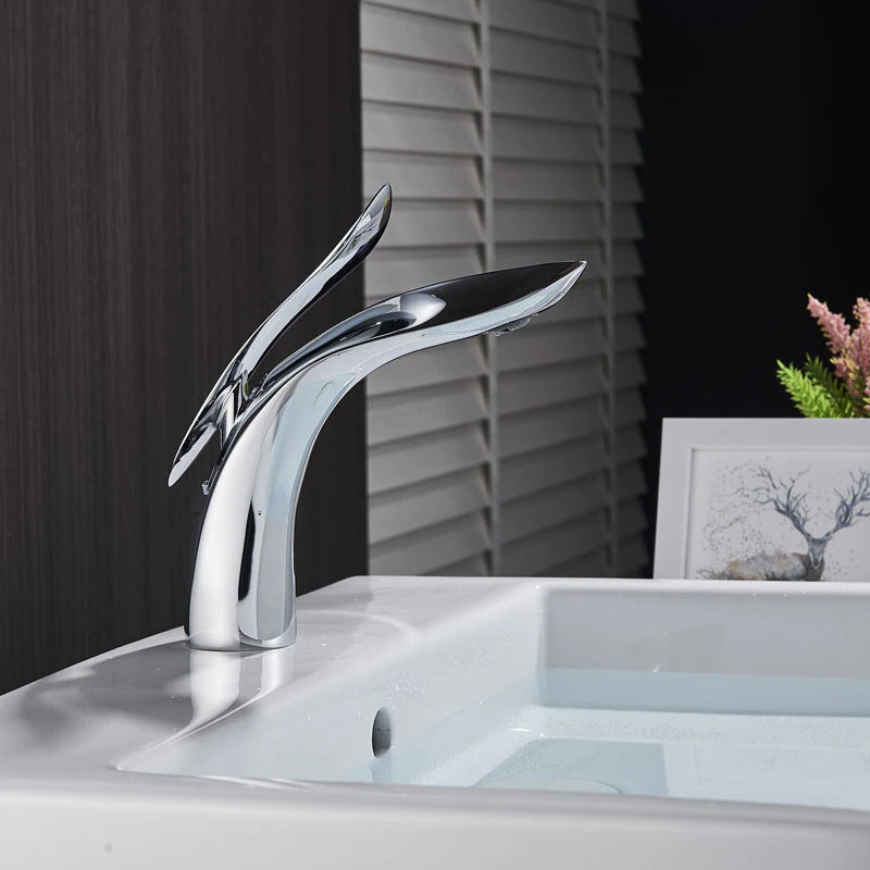 Luxuriöse Badezimmerarmatur - Modernes Design für Ihr Bad