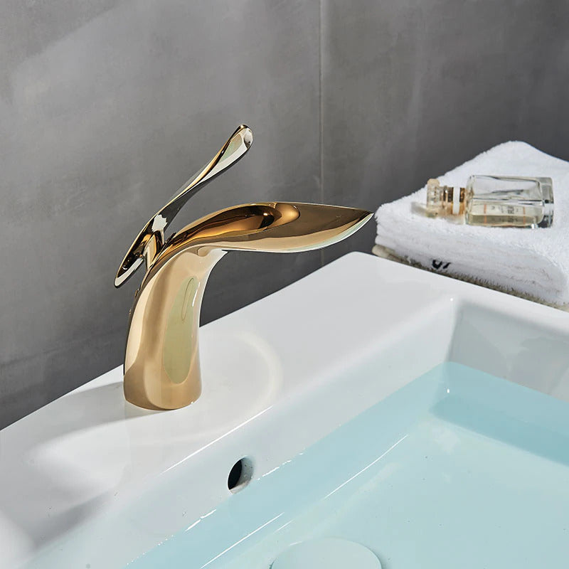 Luxuriöse Badezimmerarmatur - Modernes Design für Ihr Bad