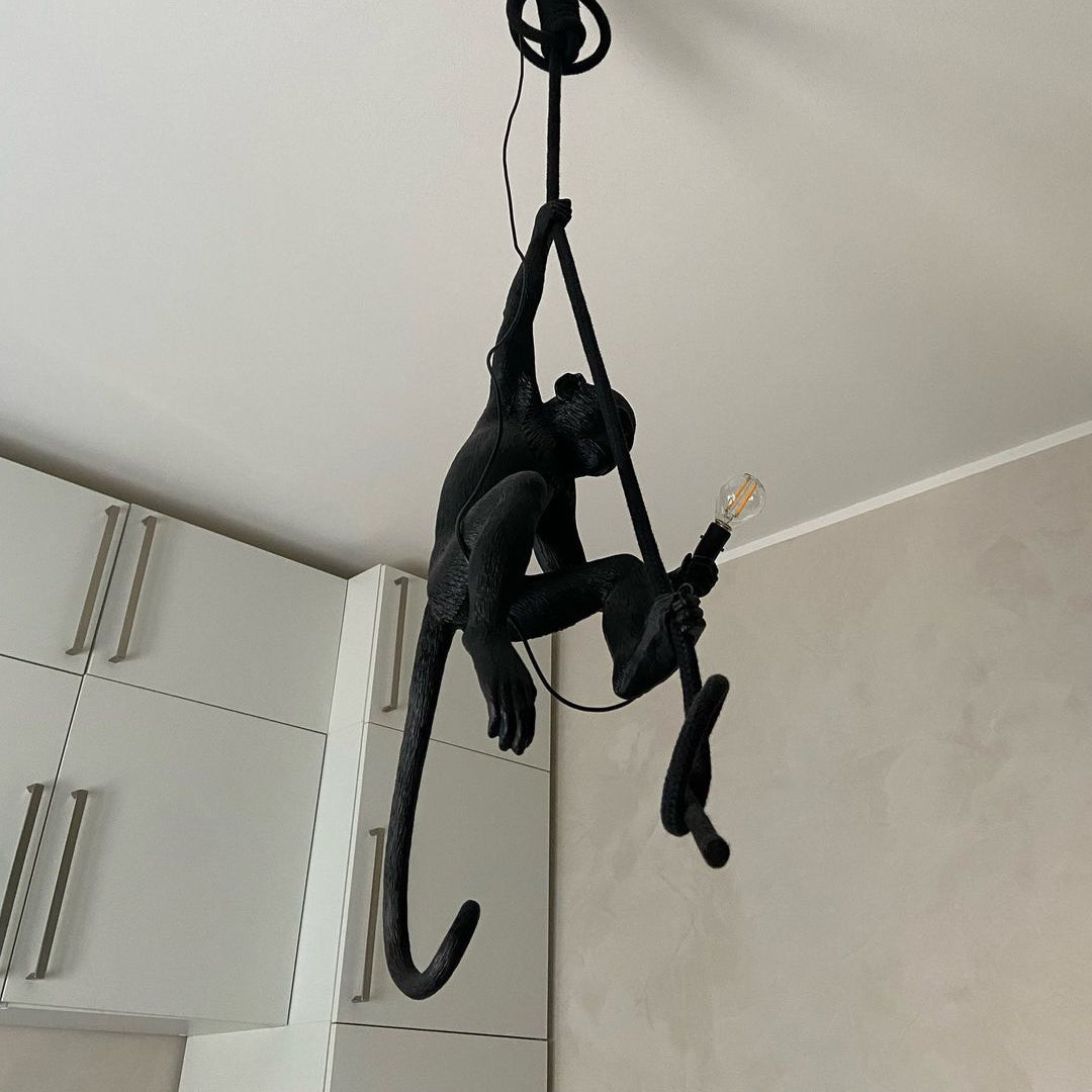 Frendorf | Affen Pendelleuchte | Skulpturales Design Objekt
