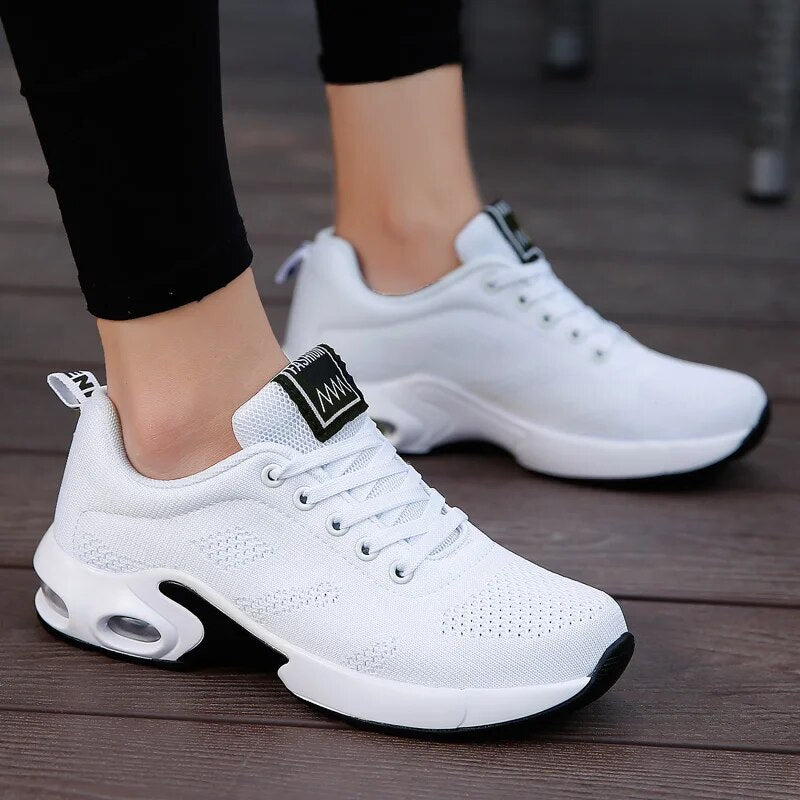 Chloe - Orthopädische Sneakers mit herausnehmbarer Innensohle