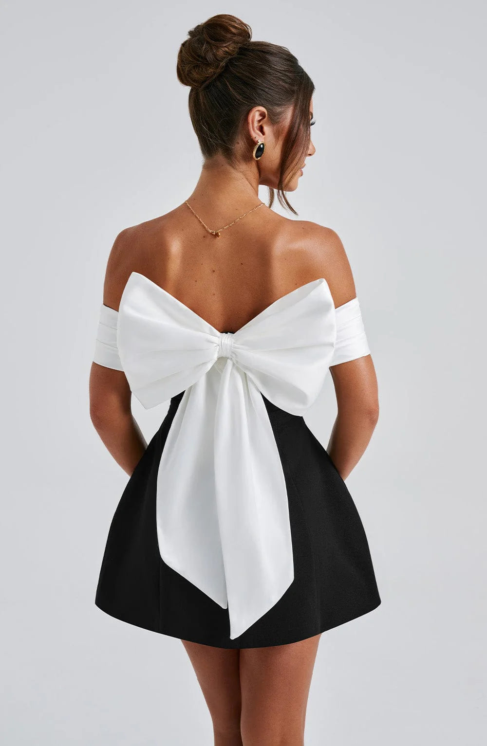 NoirElegance Abend-Minikleid | Ein schickes und vielseitiges Kleid für unvergessliche Abende