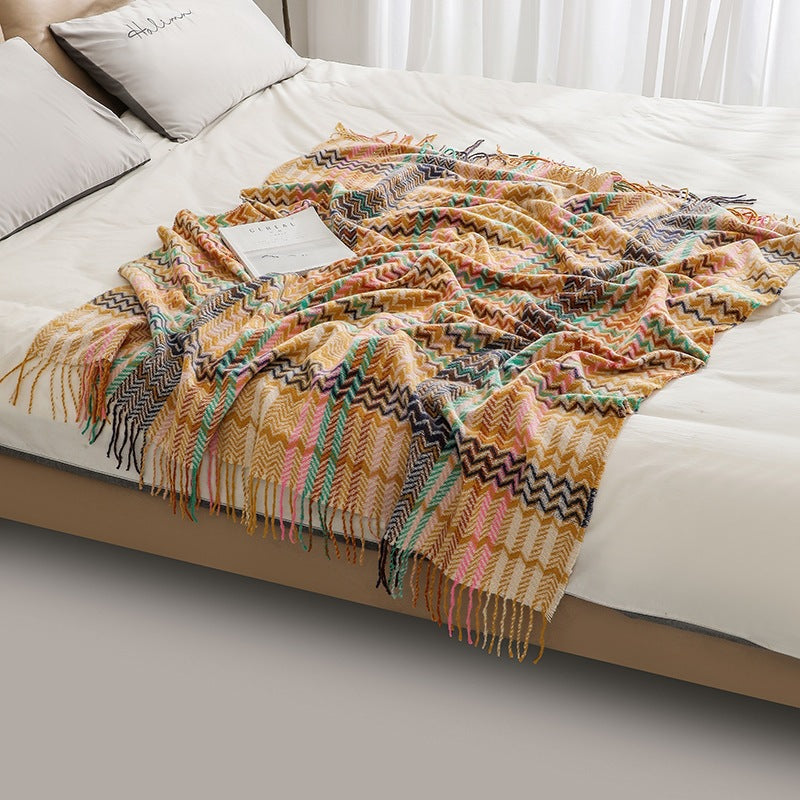 Gewebte Plaid-Decke mit Fransen – Dekorative Bankdecke