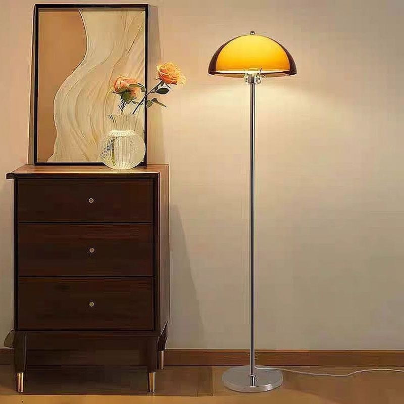 Dekorative Design Stehlampe – Stimmungsvolle Beleuchtung für jedes Interieur