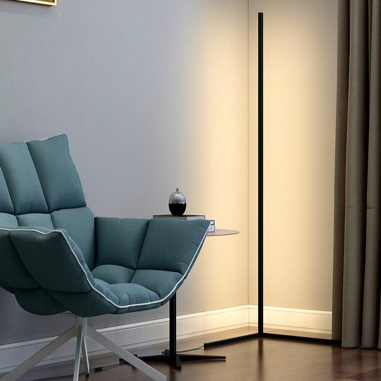 Eck-Stehlampe