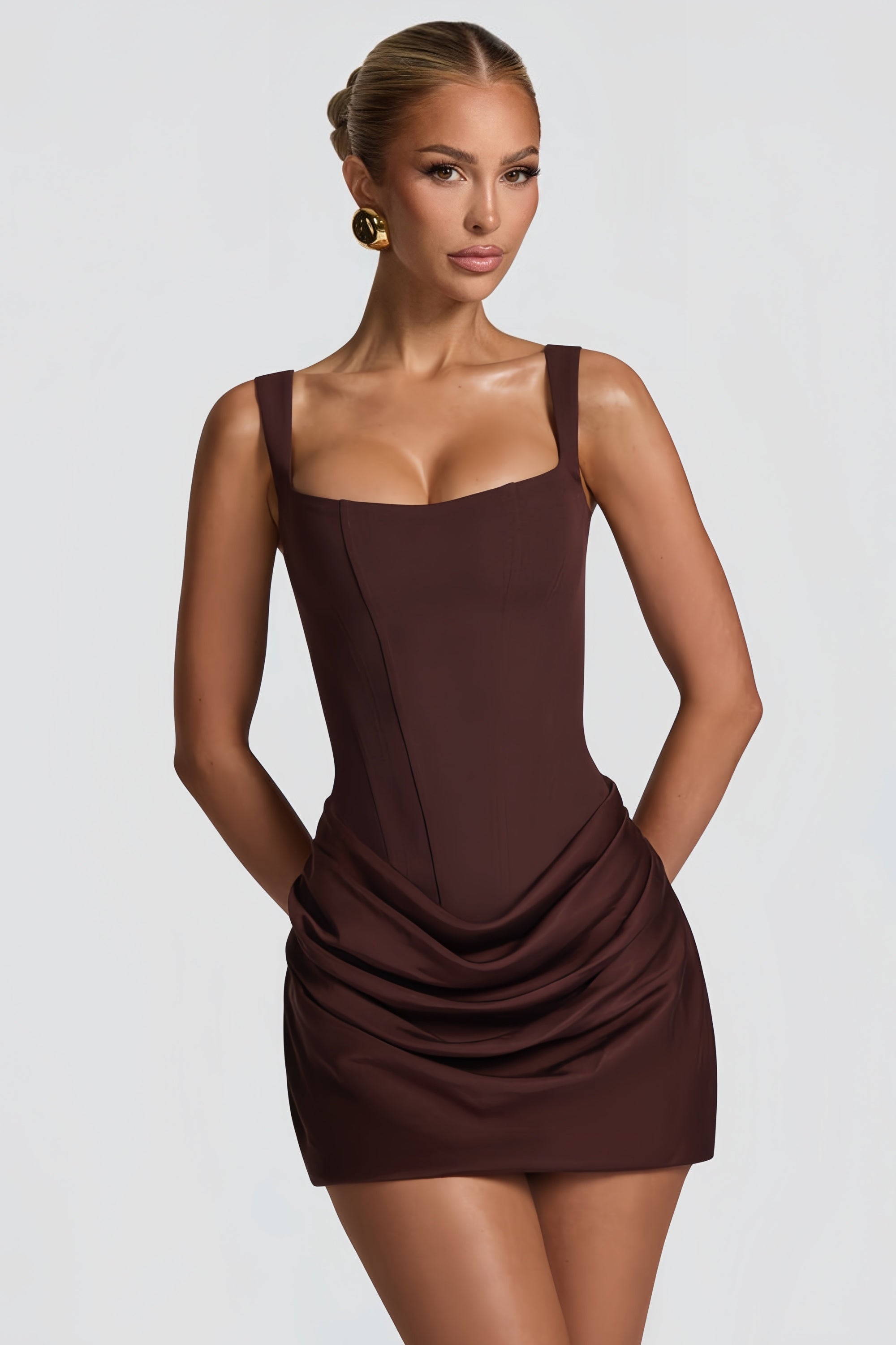 GlamAura Bodycon-Minikleid | Elegantes, gerafftes Partykleid für einen atemberaubenden Look