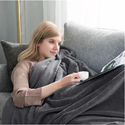 CozyGuard Wasserdichtes Decke – Wendbar, Fleckenbeständig & Weiches Plüschdesign