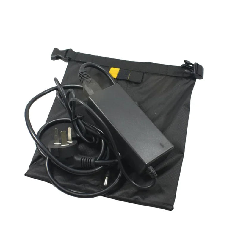 Sealon Trockenbeutel Set | Wasserdichte und sanddichte 5-teilige Set für Reisen und Outdoor-Abenteuer