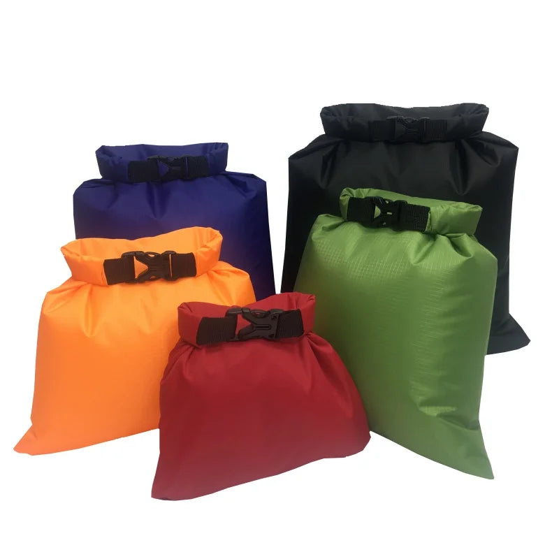 Sealon Trockenbeutel Set | Wasserdichte und sanddichte 5-teilige Set für Reisen und Outdoor-Abenteuer