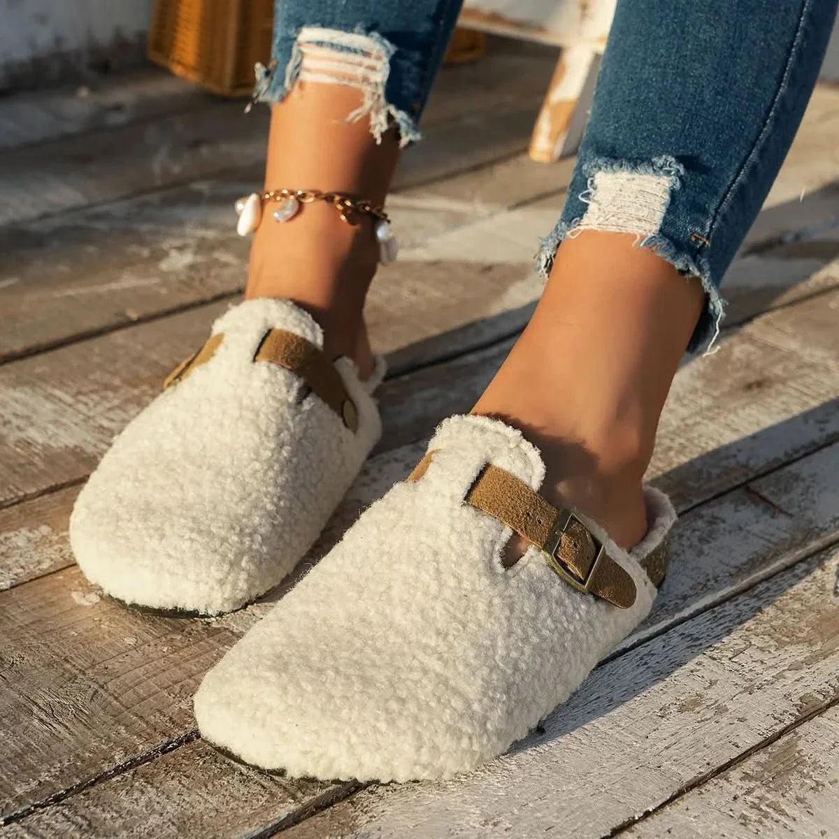 CONTRORTLUXE – Luxuriöse Schafwollschuhe für ultimativen Winterkomfort