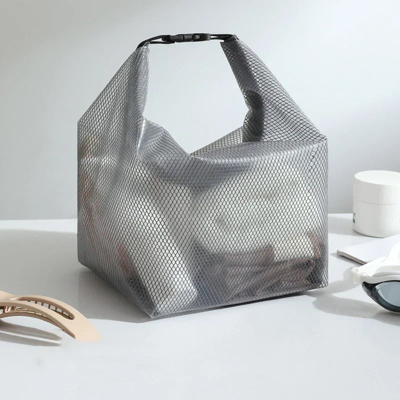 DryGuard Aufbewahrungstasche | Wasserdichte und strapazierfähige Tasche mit großer Öffnung und Tragegurt