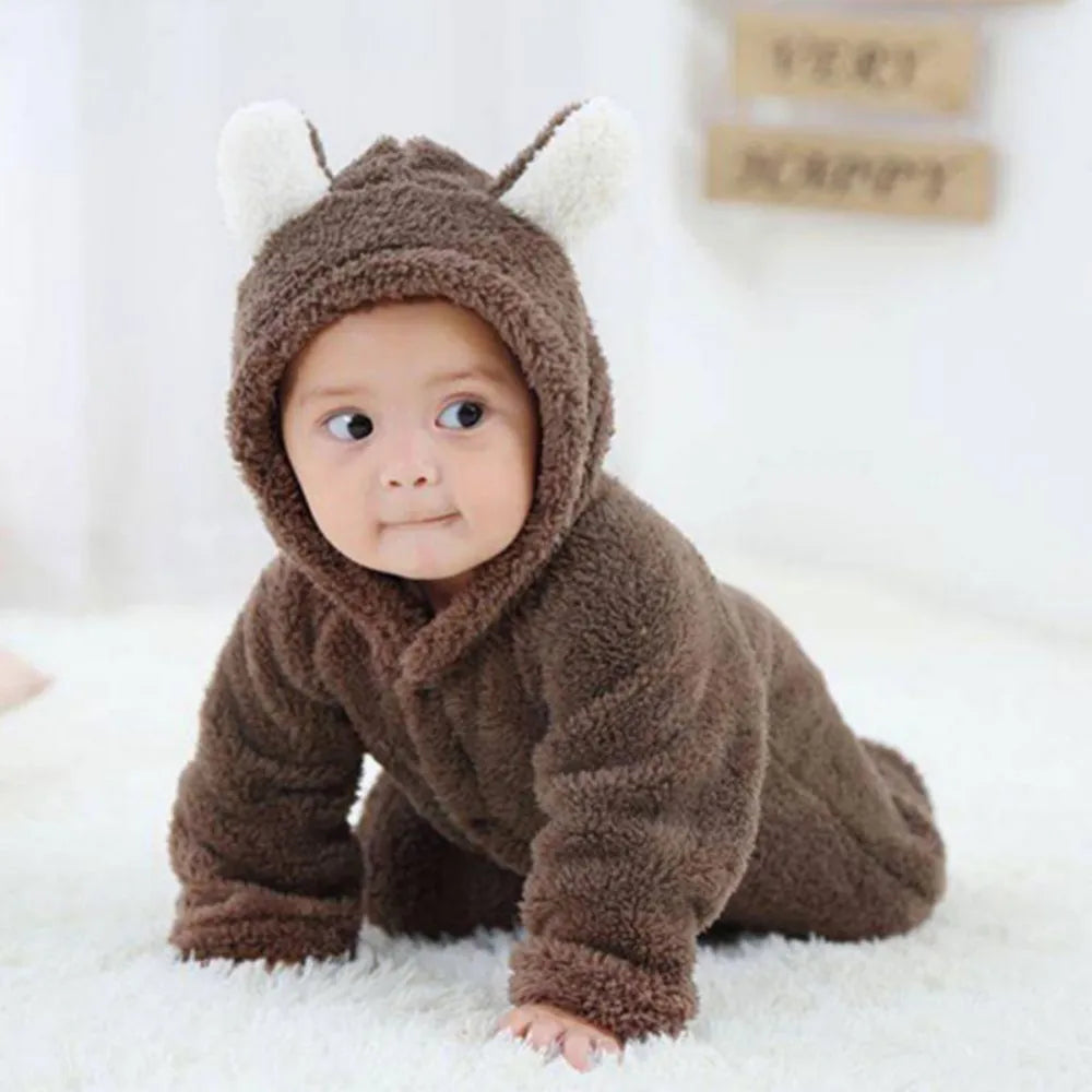 SnuggleTots – Warme Fleece Babystrampler für Neugeborene
