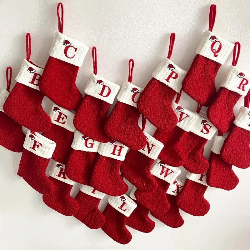 Weihnachtsstrumpf mit Initial – Personalisierter Weihnachtsstrumpf für Weihnachtsdekoration