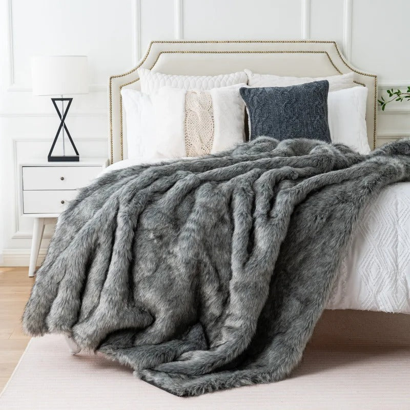 Faux-Fur Decke Luxus und Komfort für Dein Zuhause