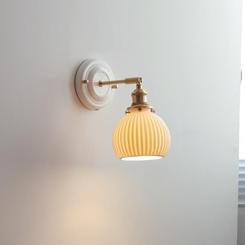 Vintage Japanische Keramik Messing 1-Licht Wandlampe