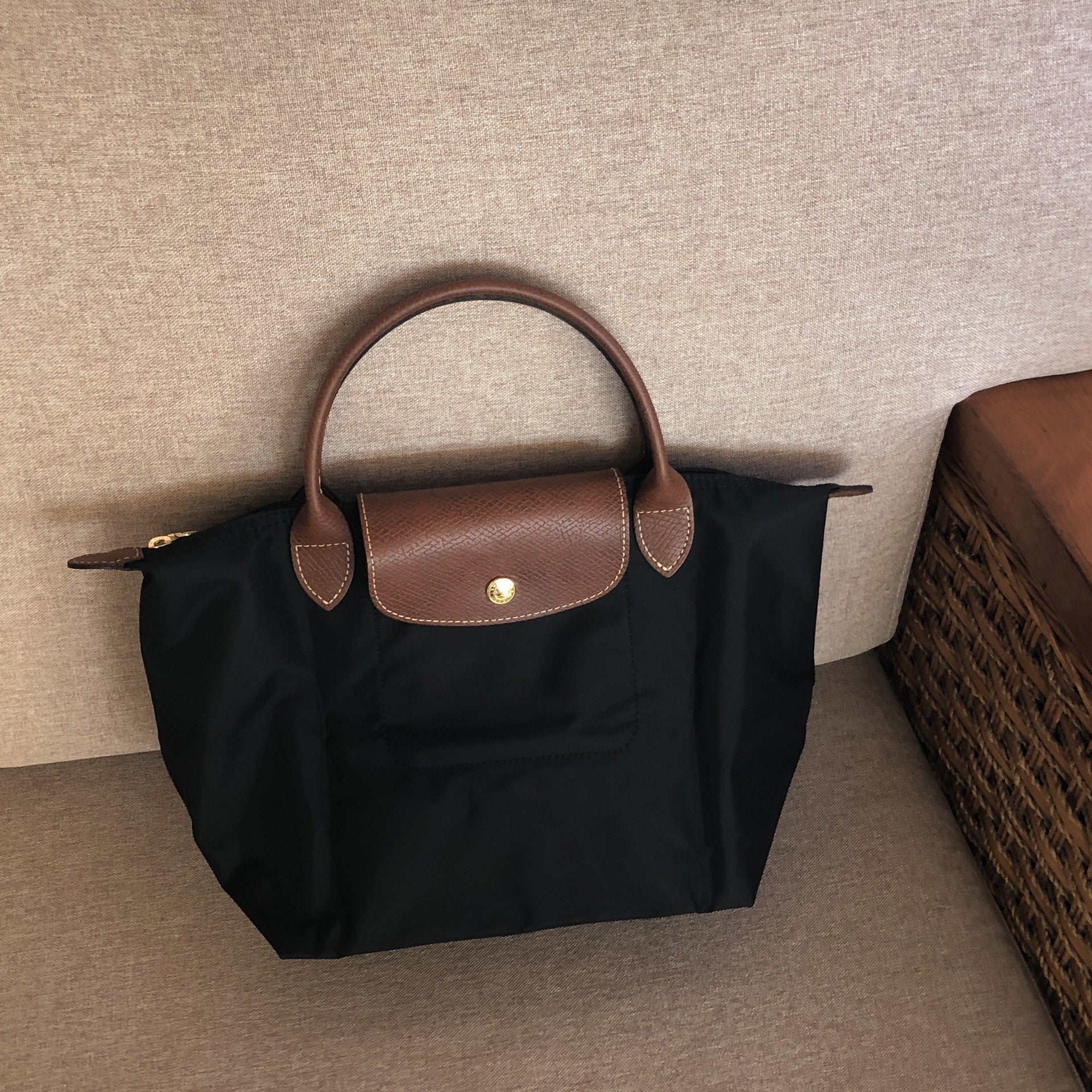 Faltbare Wasserdichte Handtasche – Elegante und Kompakte Tasche für Frauen im Alltag