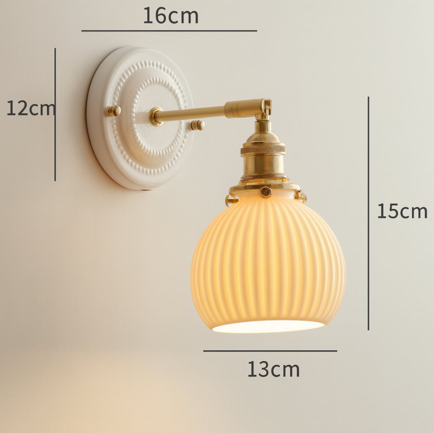 Vintage Japanische Keramik Messing 1-Licht Wandlampe