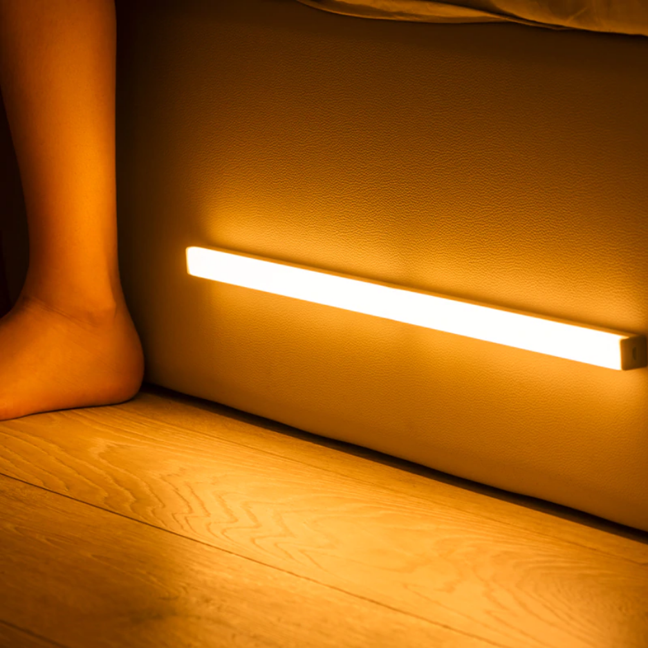 Drahtlose LED Lampe mit Intelligenter Steuerung und Bewegungsmelder