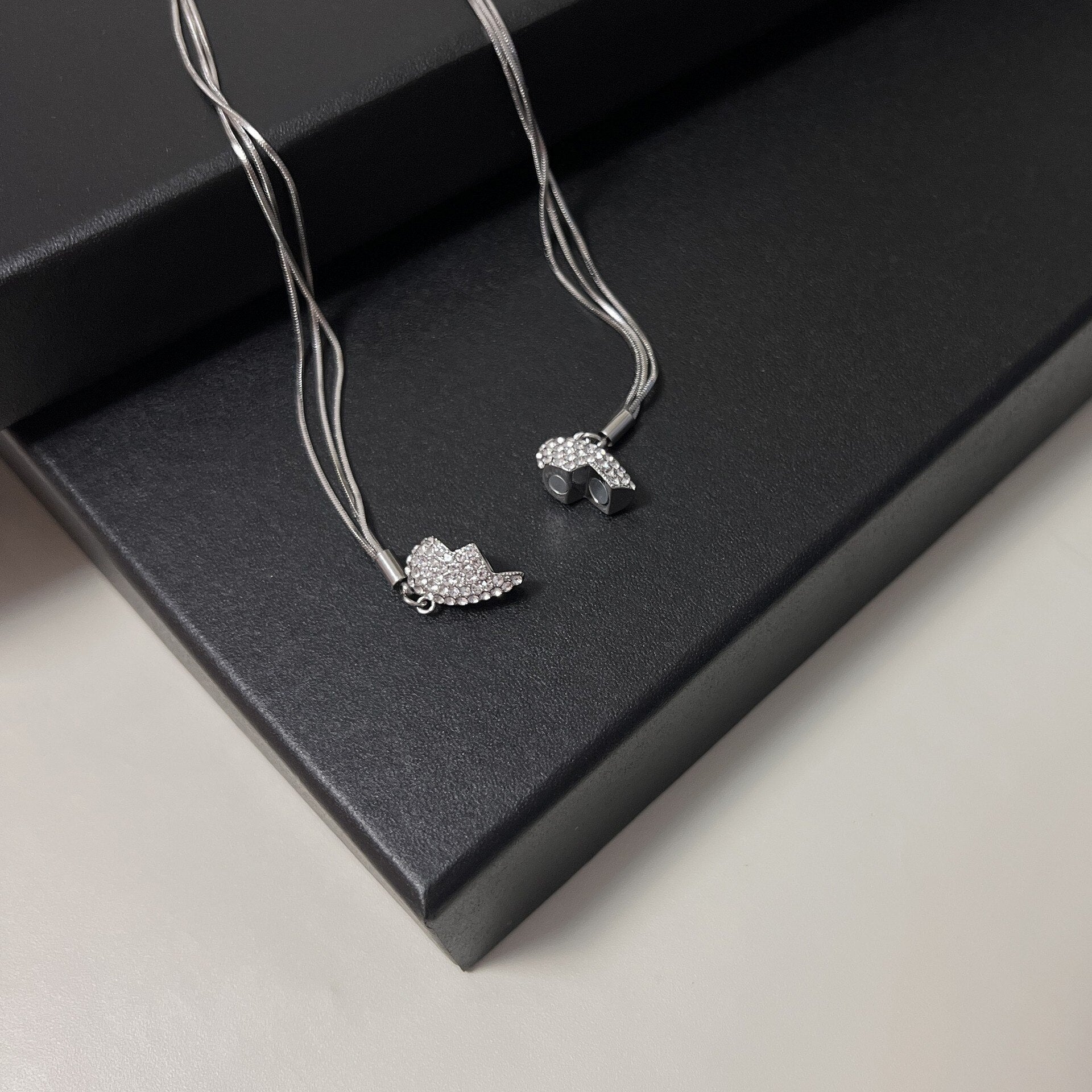 EternaBand | Symbolisiere die unzerbrechliche Verbindung zu einem geliebten Menschen