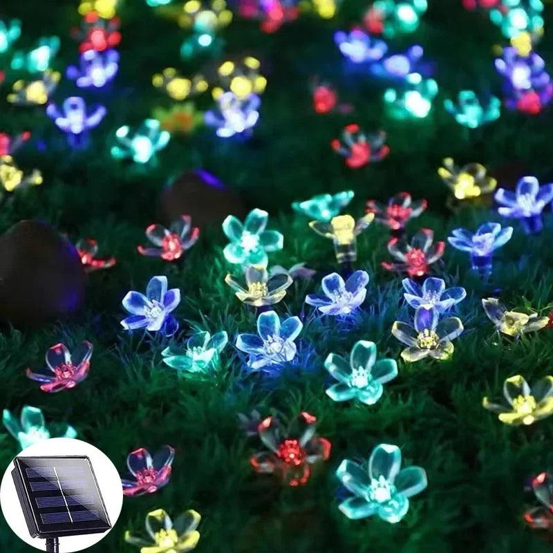 LuxeLumen Gartenblume | Elegante Solarleuchte für einen bezaubernden Garten