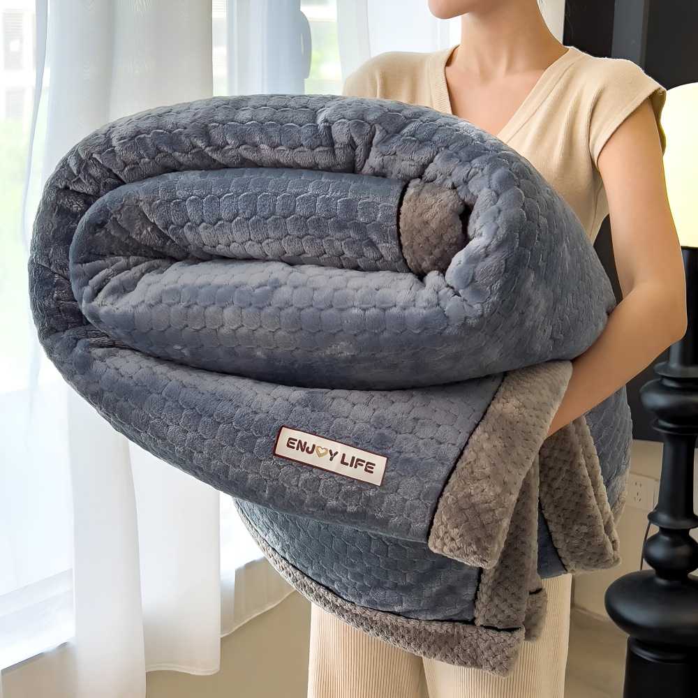 Weiche Fleece-Decke mit Patchwork-Muster – Warme Winterdecke aus 300–350 g/m²