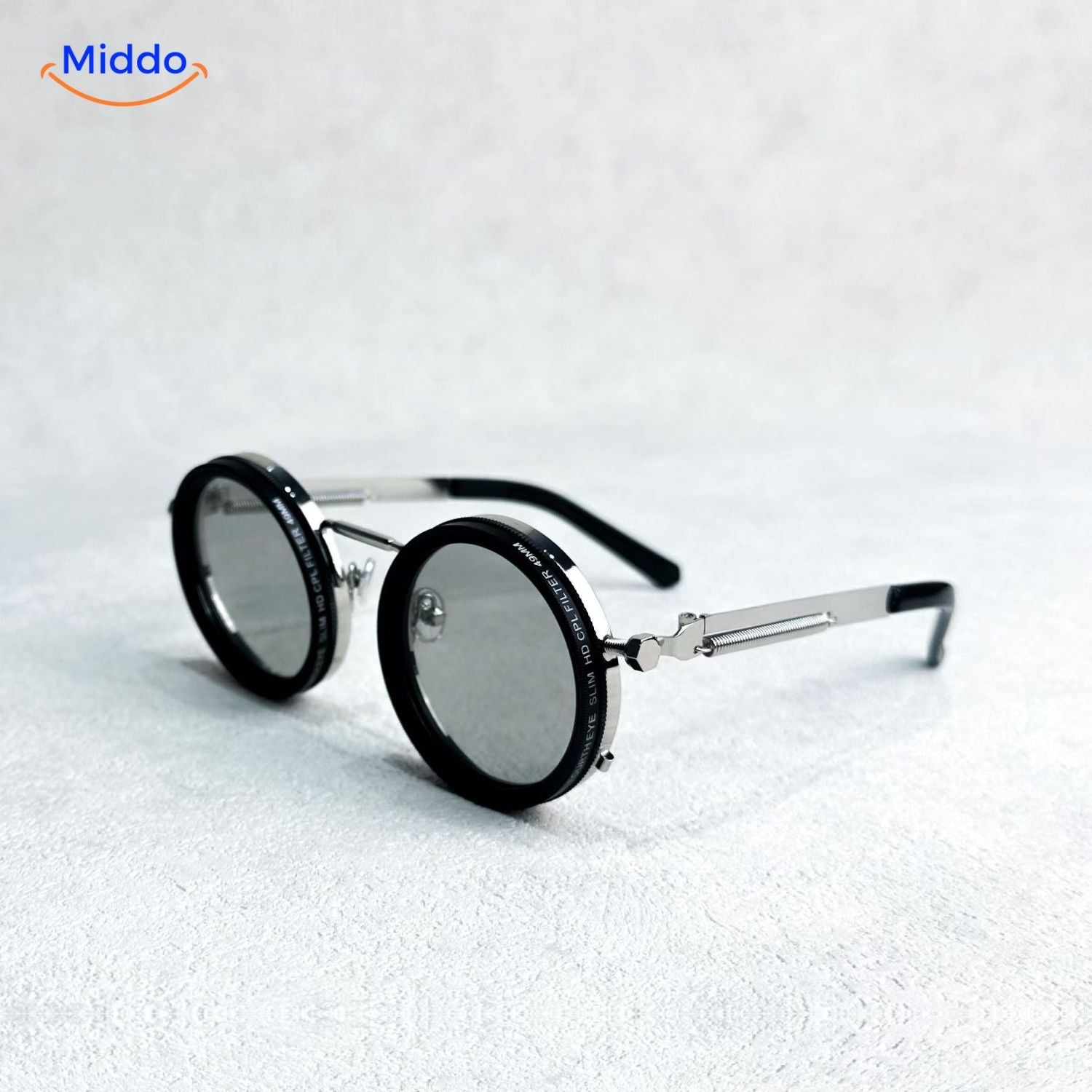LumiShade Sonnenbrille | Handgefertigte Brille mit UV-Schutz und anpassbarem Lichtschutz