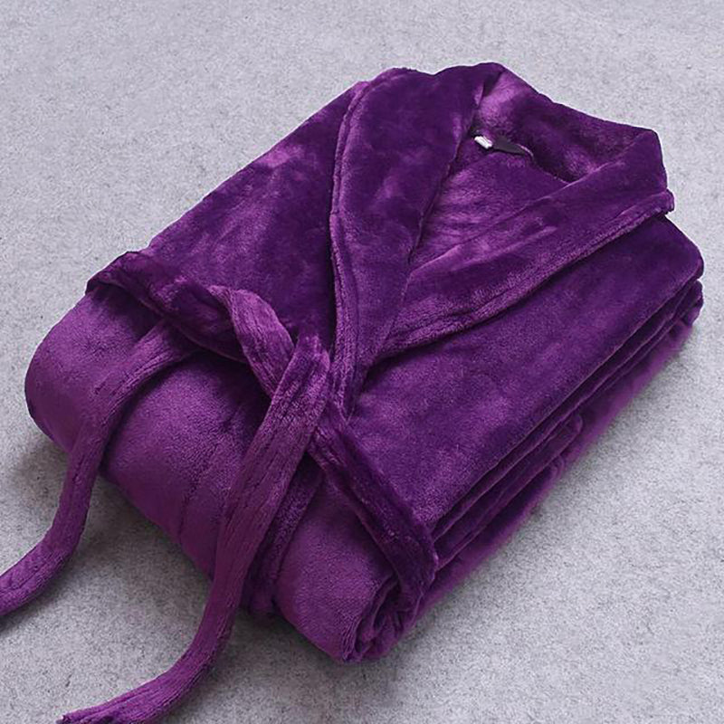 Winterweiche Unisex Bademantel – Flauschiger Hausmantel aus Fleece und Flanell