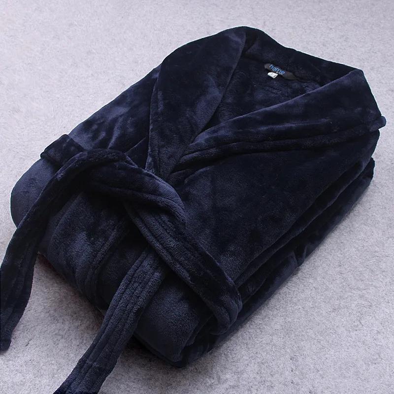 Winterweiche Unisex Bademantel – Flauschiger Hausmantel aus Fleece und Flanell