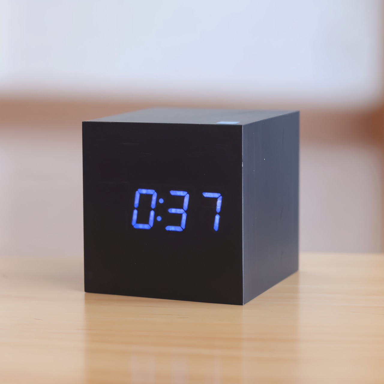 WoodTime | Elegante digitale LED Uhr