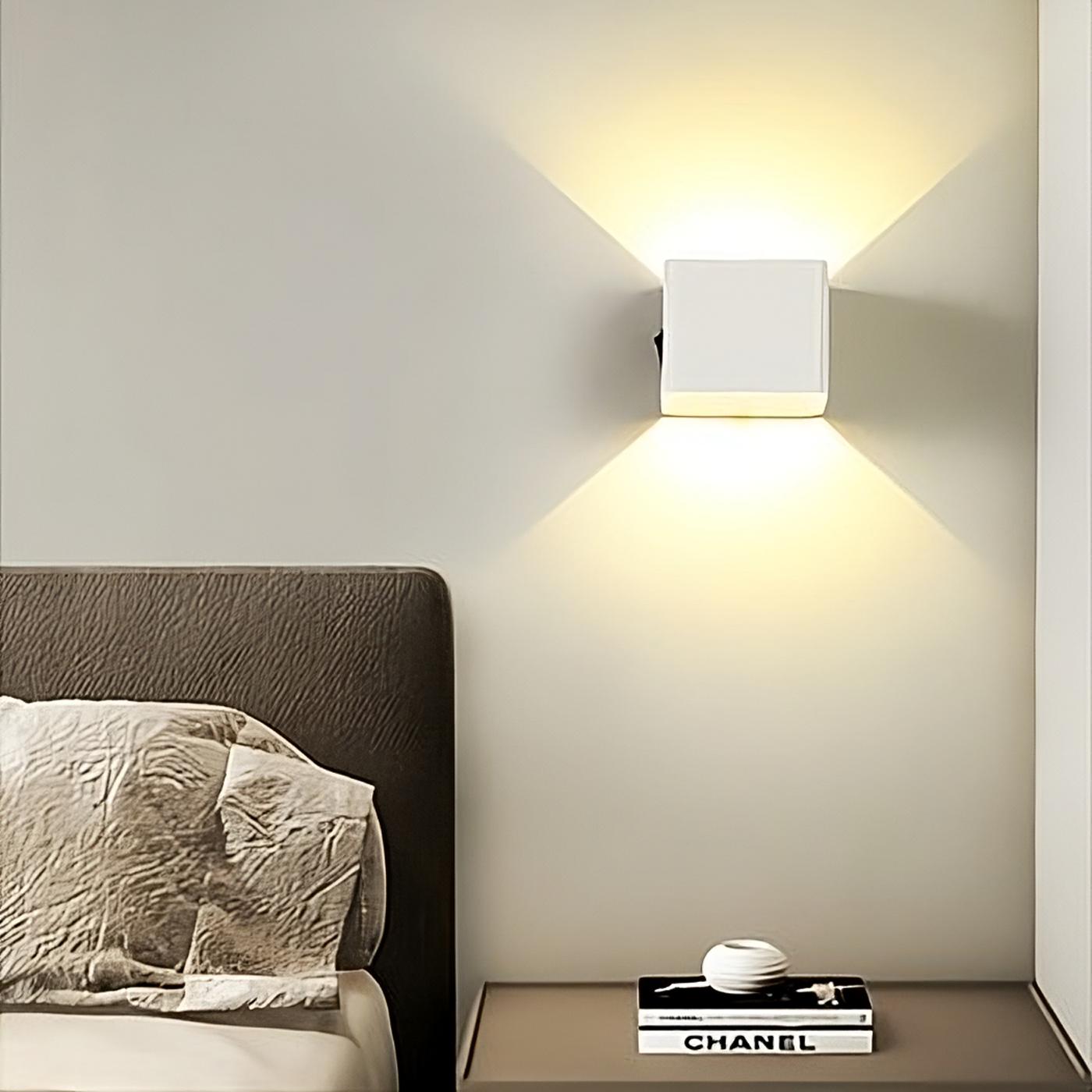 ZenGlow Luxe Wandleuchte mit Bewegungssensor für Intelligente Beleuchtung