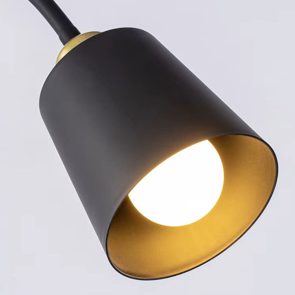 Verstellbare Stehlampe mit Neigbarem Lampenkopf – Funktionale Leselampe