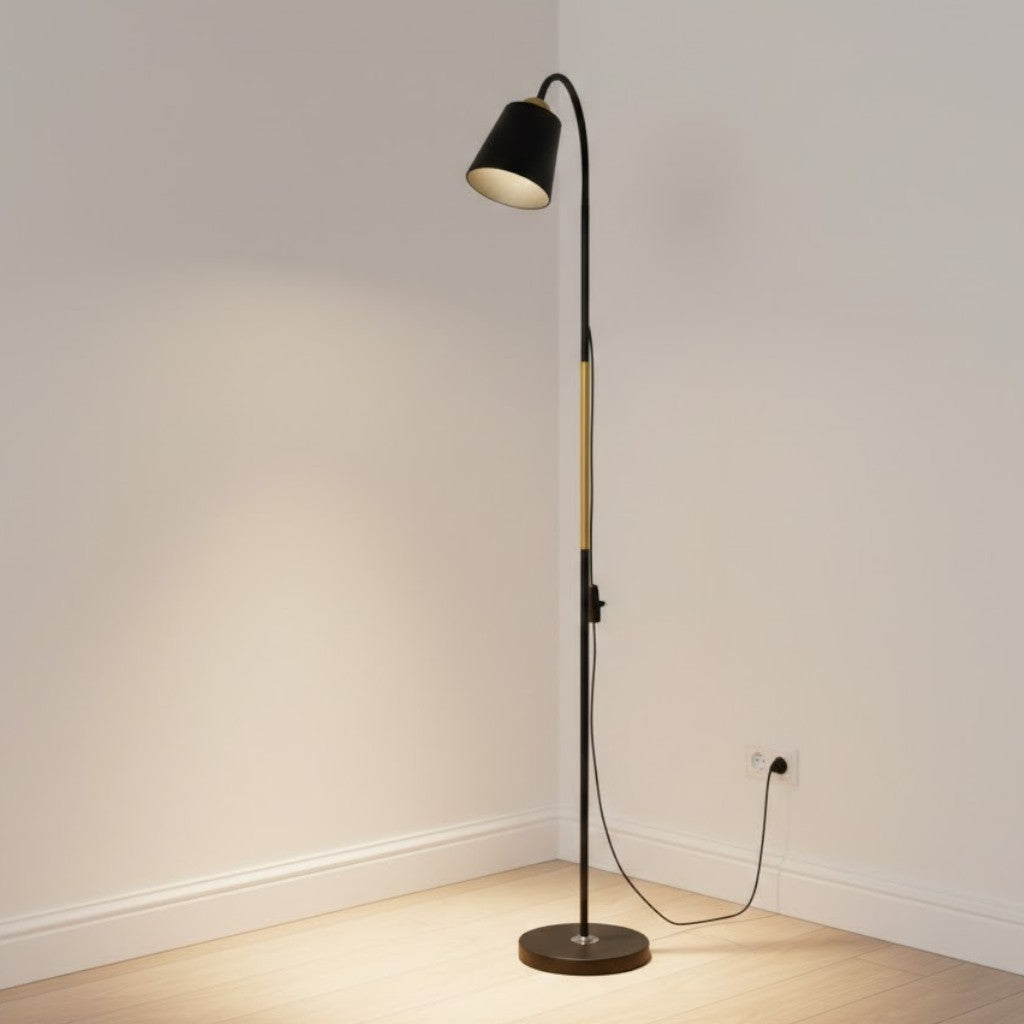 Verstellbare Stehlampe mit Neigbarem Lampenkopf – Funktionale Leselampe