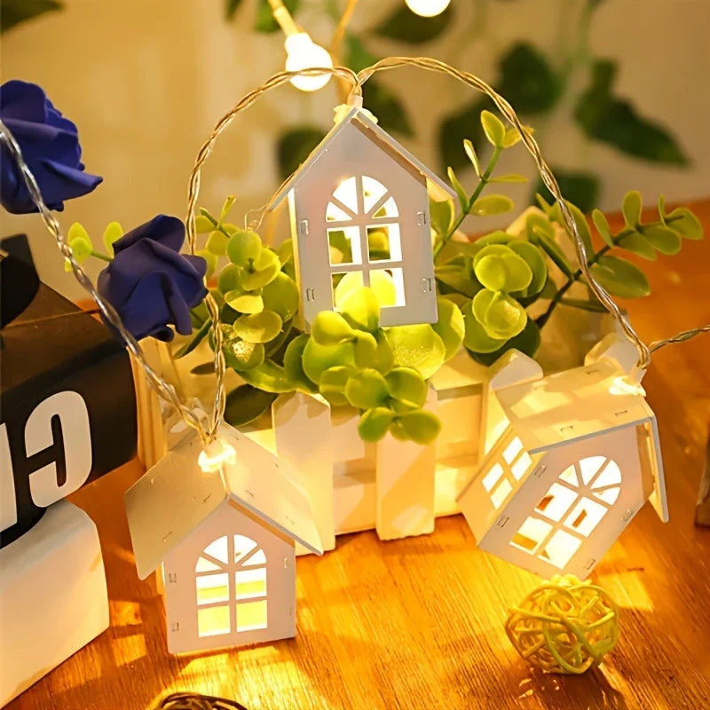 LED Weihnachtsbeleuchtung mit Mini-Häuschen – Dekorativer Lichtervorhang für Innenräume