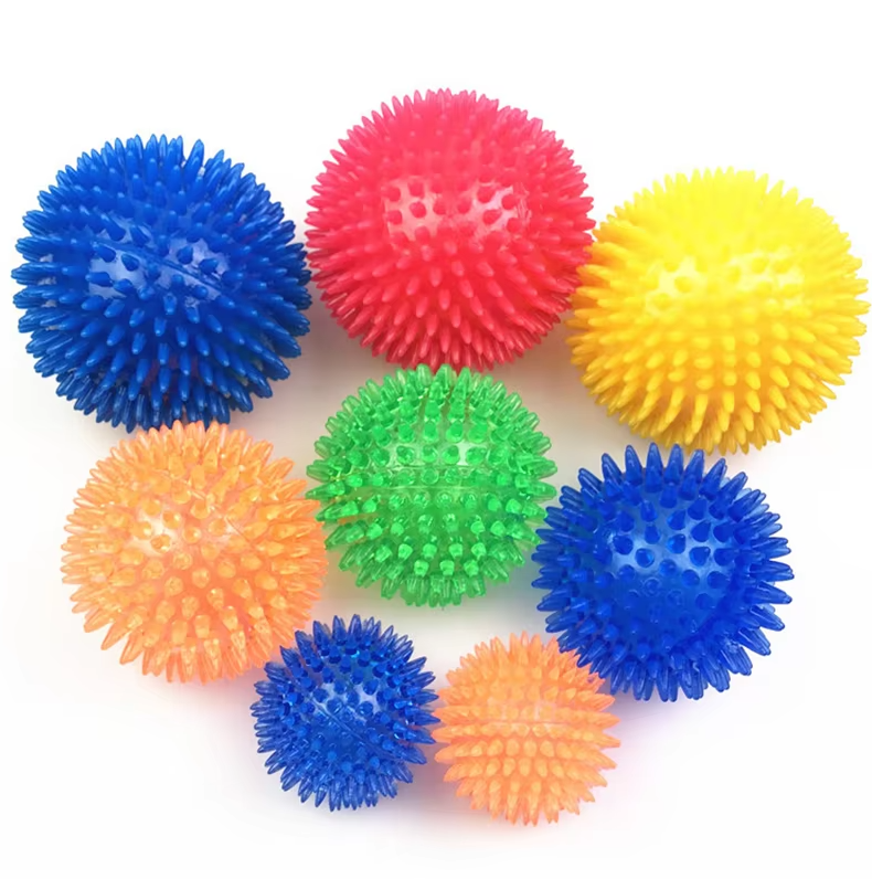 Hundespielball mit Noppen - Zahnmedizinische Hygiene & Spiel