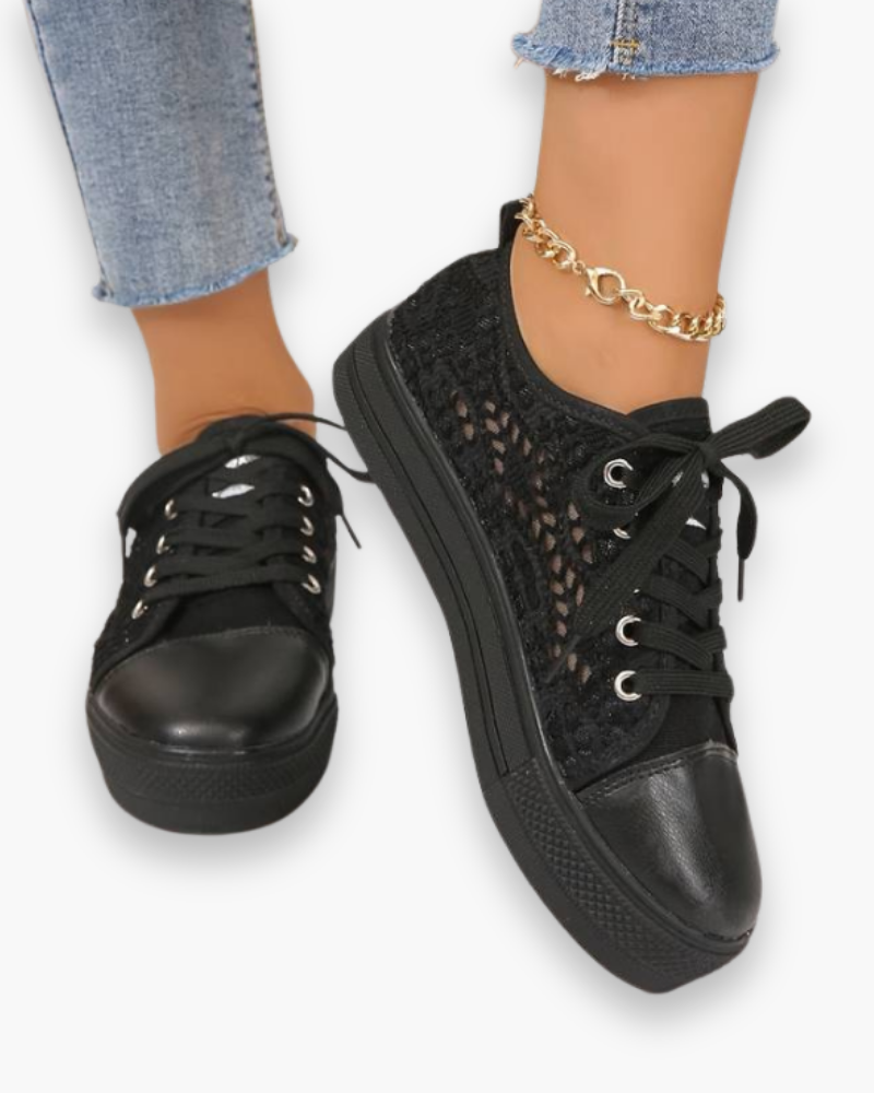 Damen Sneakers aus Spitze - Elegant und Atmungsaktiv