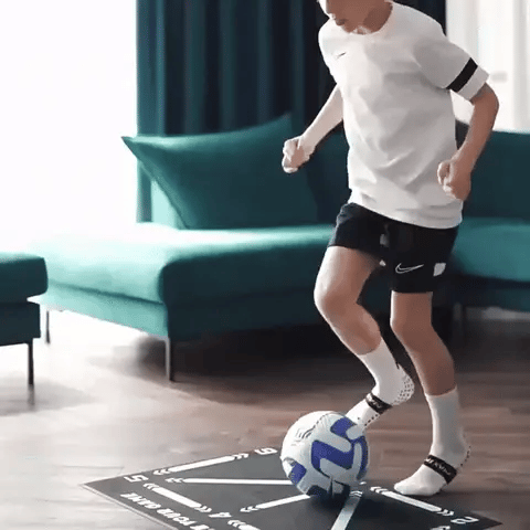 Fußball Pro Trainingsmatte für das Training zu Hause mit Übungsvideos