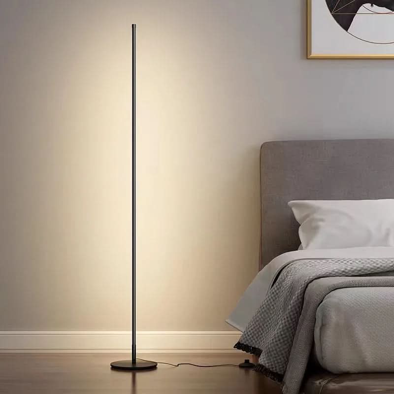 Moderne LED Stehlampe – Elegante Beleuchtung für jedes Interieur