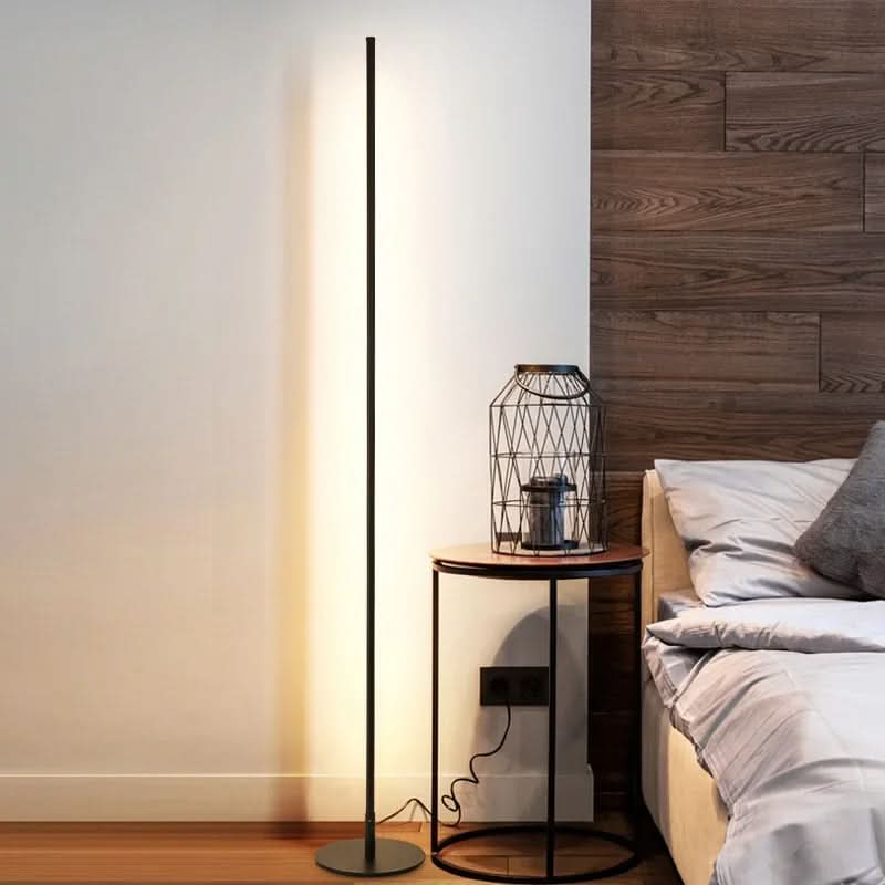 Moderne LED Stehlampe – Elegante Beleuchtung für jedes Interieur
