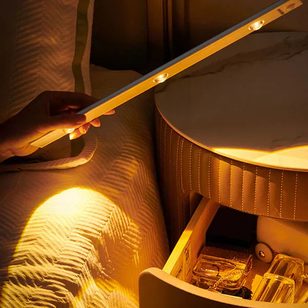 Frendorf Drahtlose LED-Lampe Bewegungsmelder Wiederaufladbar Dimmbar 3 Farben