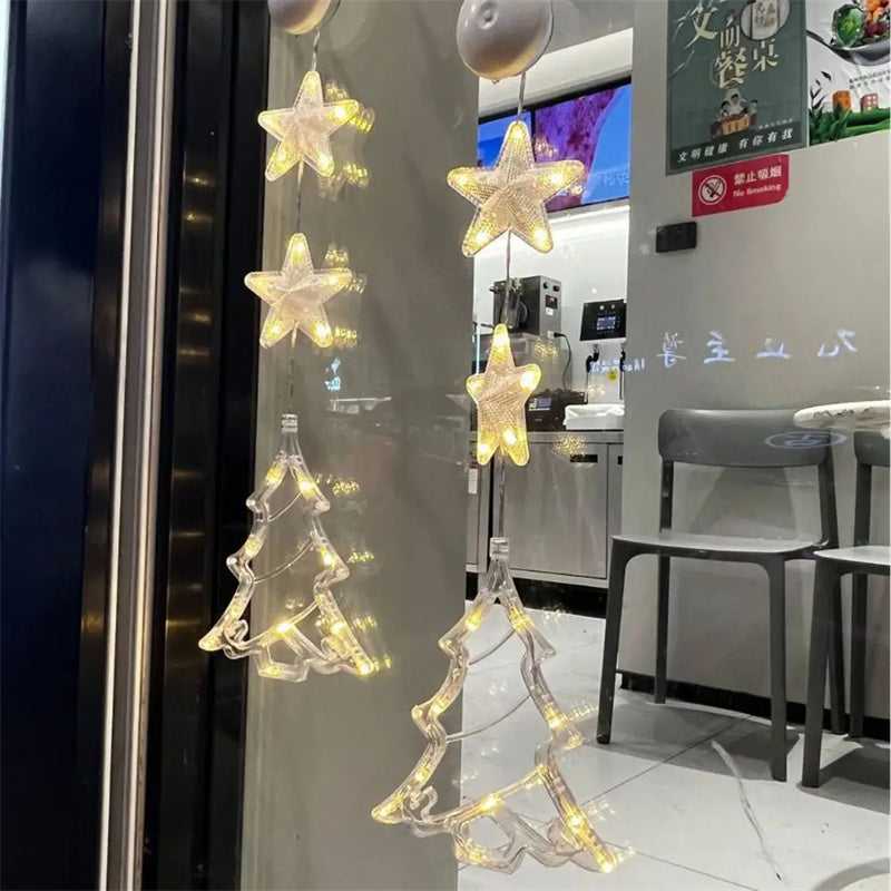Weihnachtliche Fensterbeleuchtung mit Saugnapf