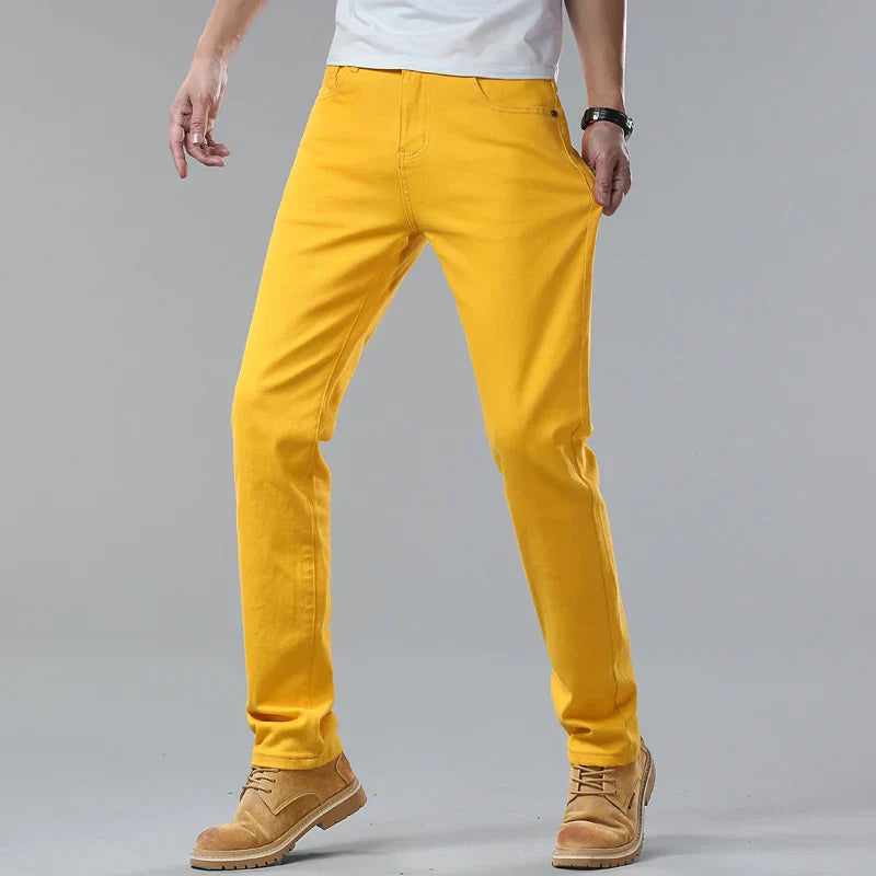 Herren Komfort Denim Jeans aus hochwertigem Material und in fünf Farben