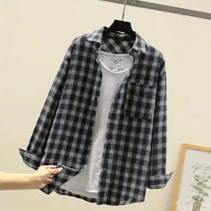 Schlank kariertes Hemd für Herren mit elegantem Design und lässigem Stil | Bent