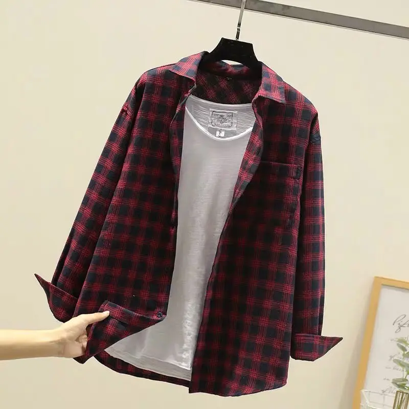 Schlank kariertes Hemd für Herren mit elegantem Design und lässigem Stil | Bent