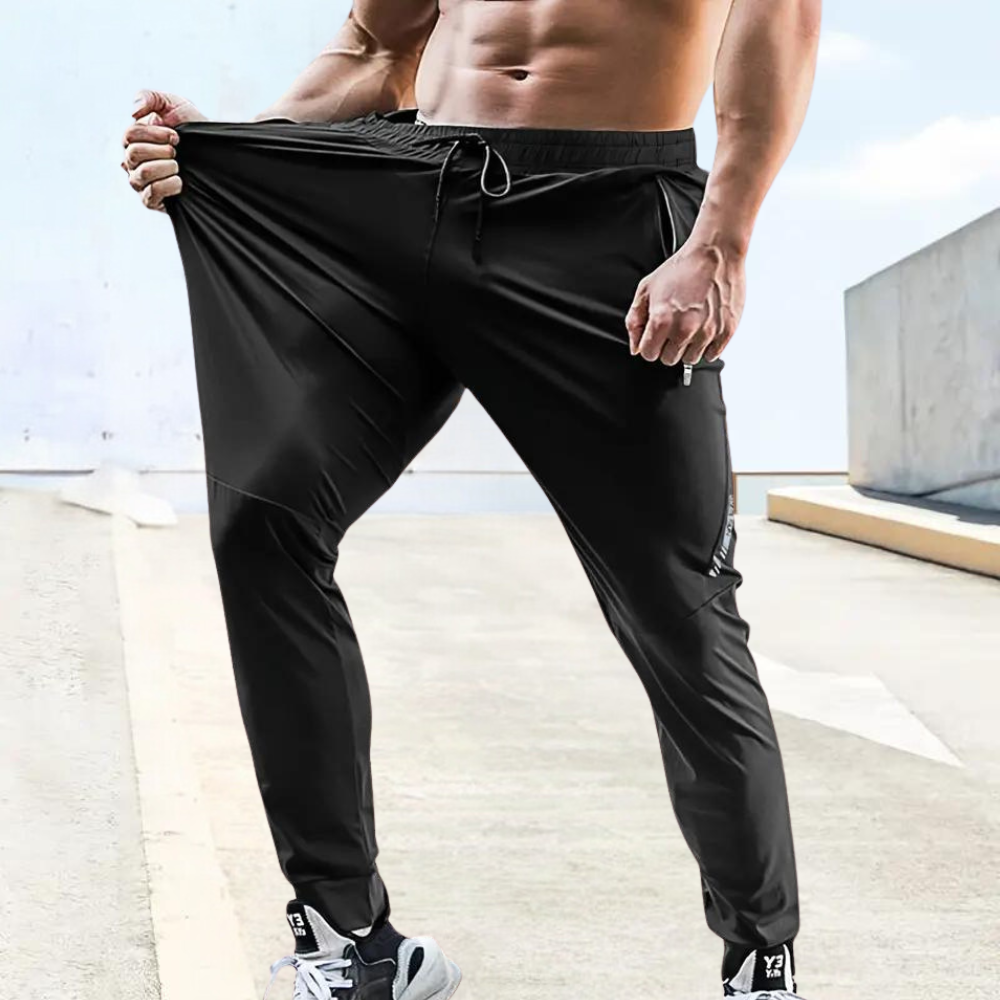 Herren Sporthose AeroFlex – Atmungsaktive und Leichte Trainingshose