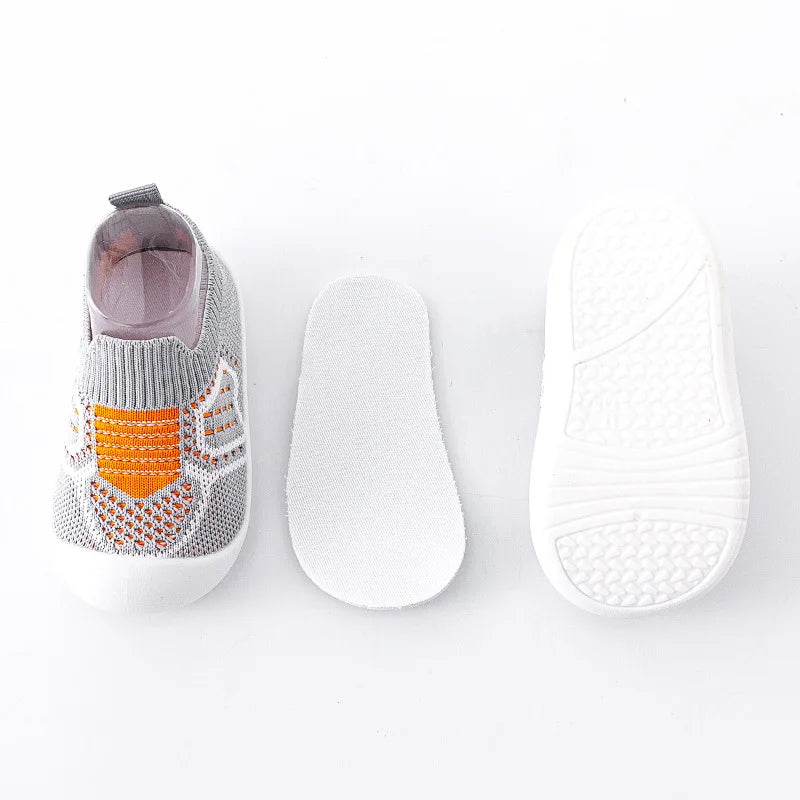 TinyTreads Slip-Ons | Atmungsaktive Antirutschschuhe aus Mesh