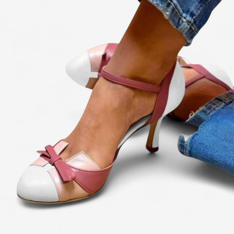 Damen Pumps mit runder Spitze und verstellbaren Riemen