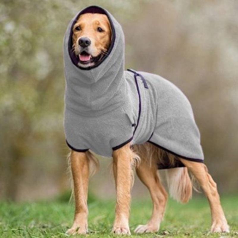 Fleece-Hundejacke mit Kapuze für Wärme und Komfort